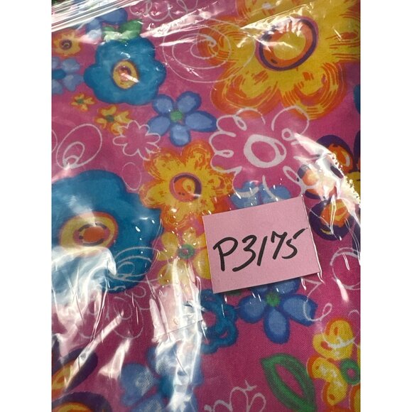 Colorful Floral Cotton Fabric 1/2 yard x 42 Inches Sewing Quilting - Picture 3 of 3